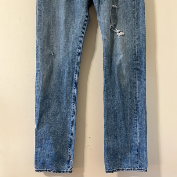 Levi’s Men’s 501 Light Wash Distressed Straight Leg Jeans Size 34 X 36 - Picture 3 of 13